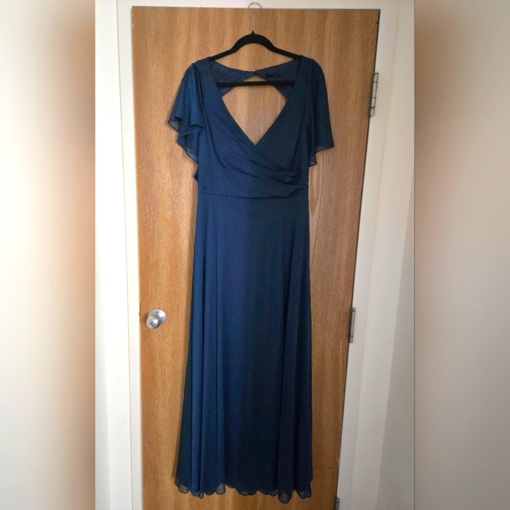 Azazie Dark Navy Short Sleeve Dress